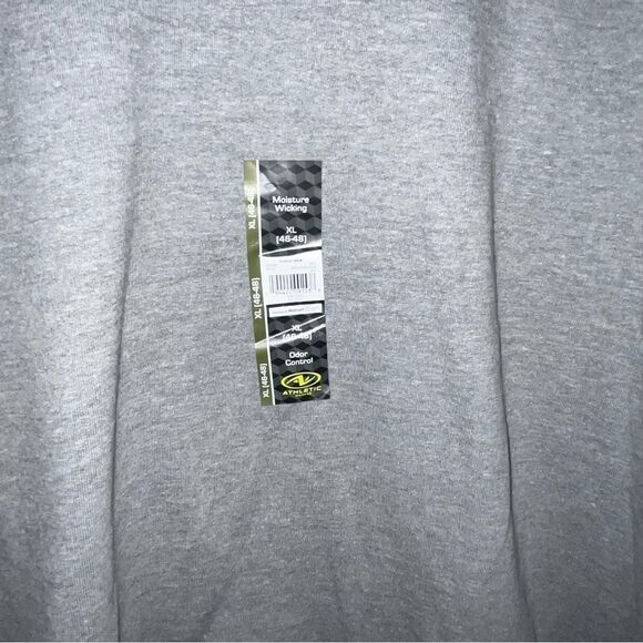 Men's Athletic Works NWT Grey Crewneck Sweatshirt - Picture 4 of 7